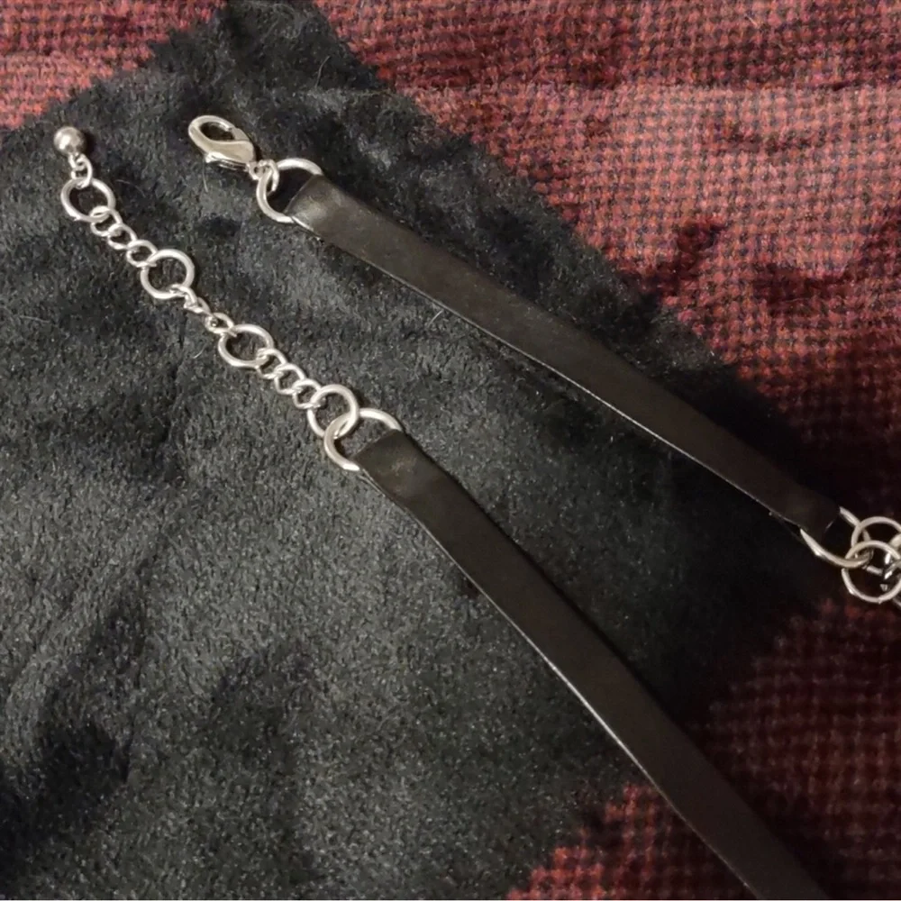 EUC Faux leather”Home Made” double chain necklace.